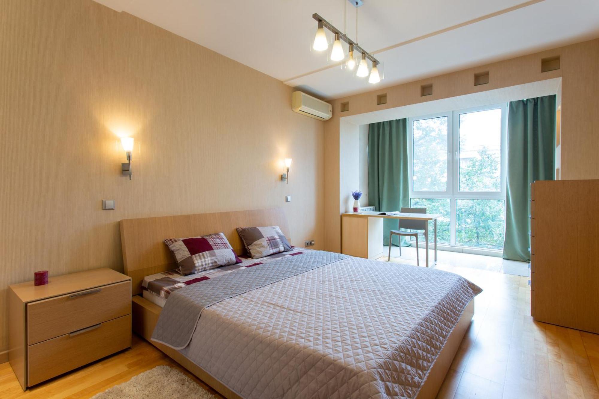Royal Apartment On Pushkinskaya Kharkov Ngoại thất bức ảnh