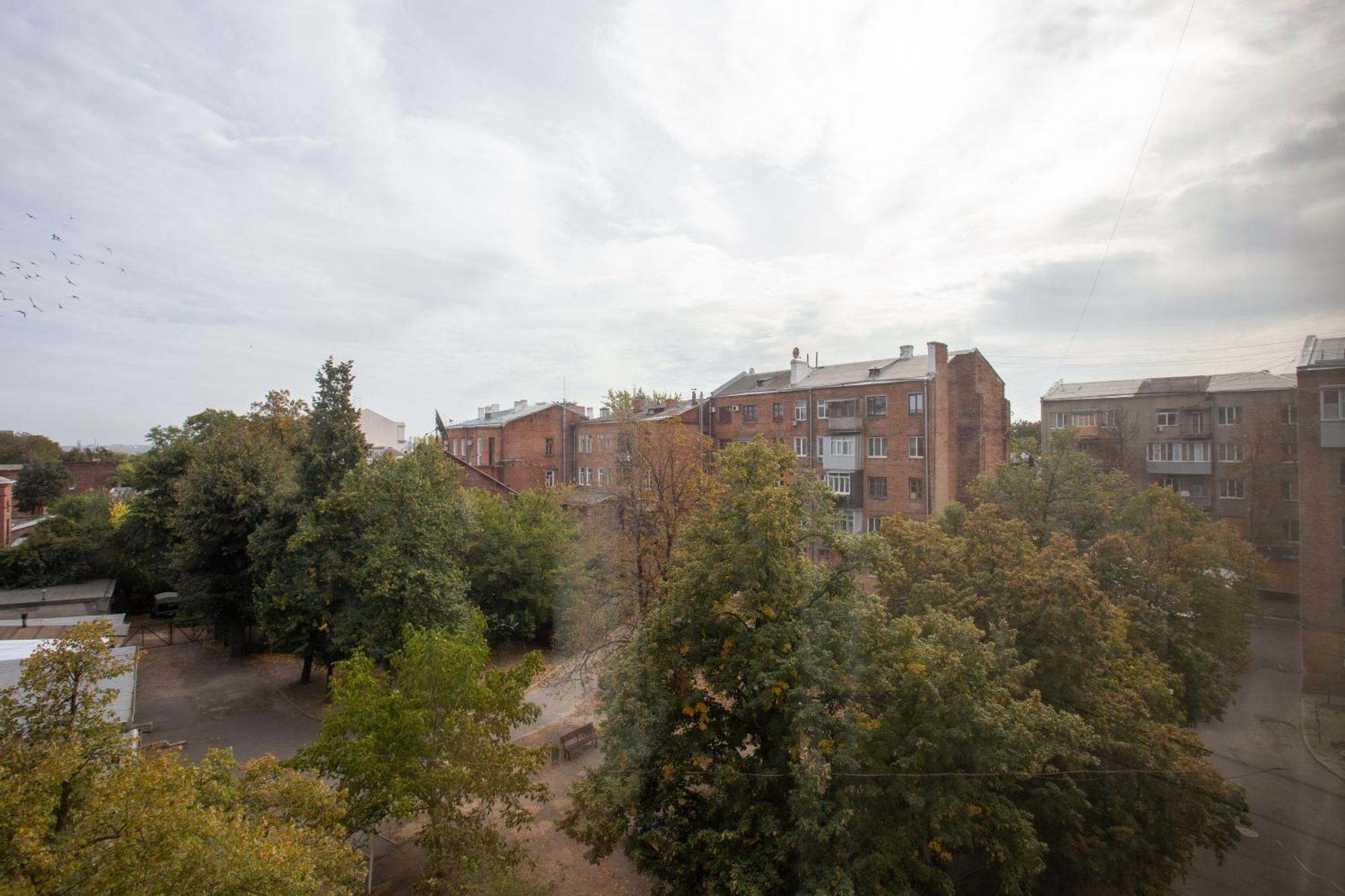 Royal Apartment On Pushkinskaya Kharkov Ngoại thất bức ảnh