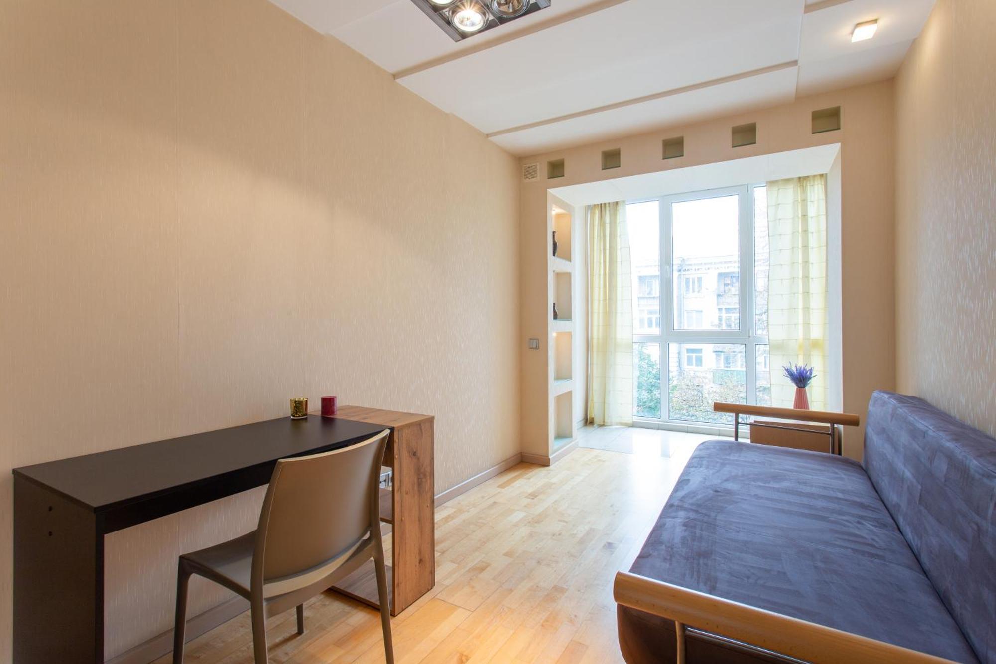 Royal Apartment On Pushkinskaya Kharkov Ngoại thất bức ảnh